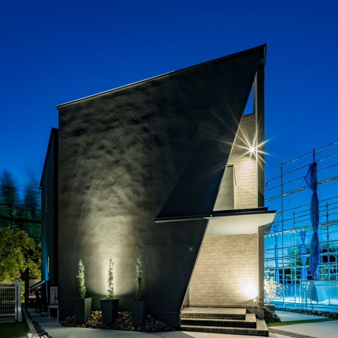 インダストリアルな家